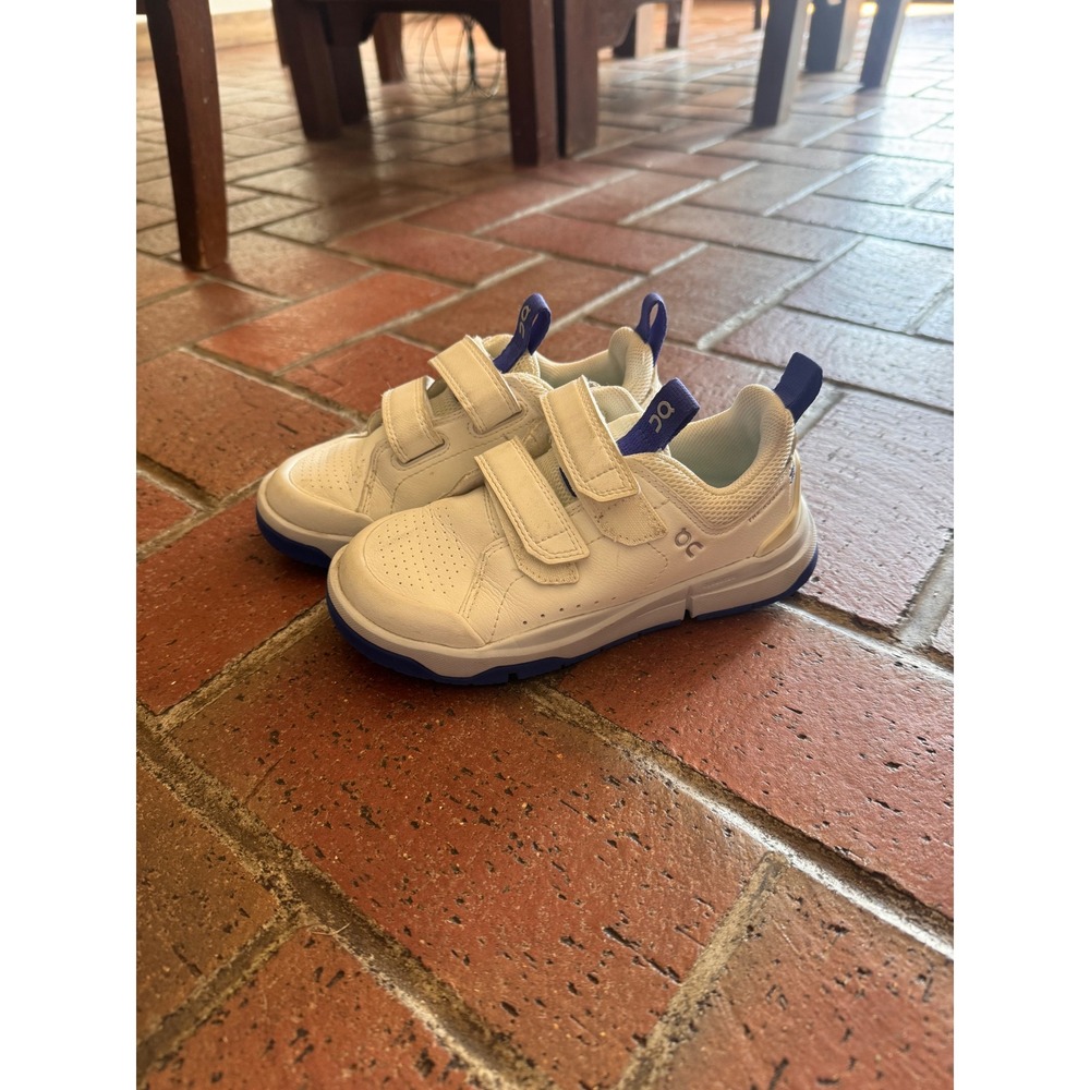 On Running The Roger Kids White Indigo Blue Hook Loop Sneakers Shoes